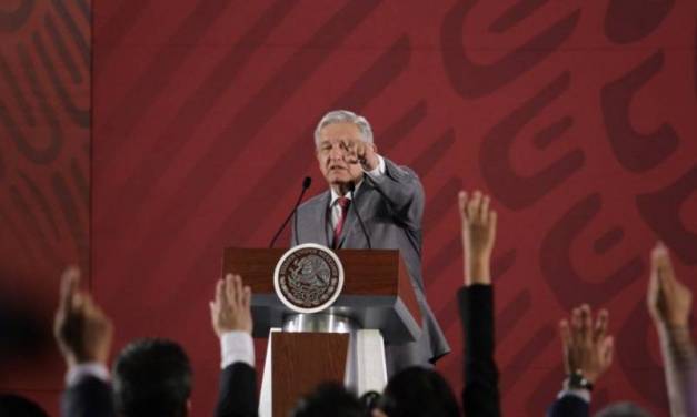 Fox y Calderón entregaron aerolíneas mexicanas a quienes apoyaron sus campañas: Amlo