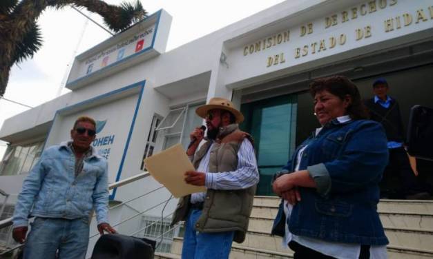 Denuncian cobros a comerciantes con documentos apócrifos en Mineral de la Reforma