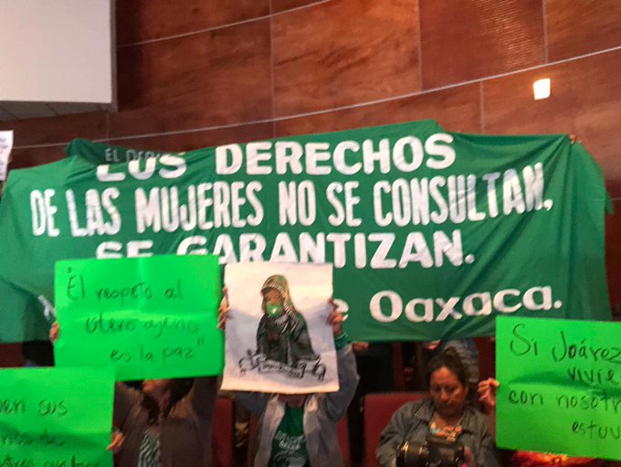 Despenalizan en Oaxaca el aborto antes de las 12 semanas de gestación
