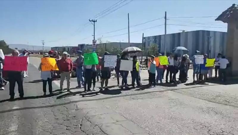 Bloquean carretera México – Pachuca en protesta contra Ayuntamiemto de Pachuca