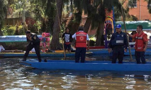 Localizan cuerpo del joven que cayó en Xochimilco