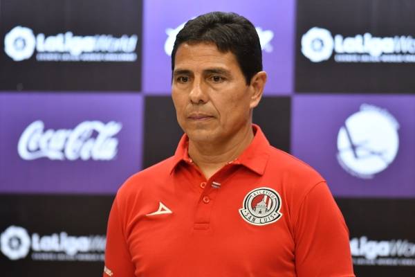 Alfonso Sosa es cesado de la dirección técnica de Atlético San Luis