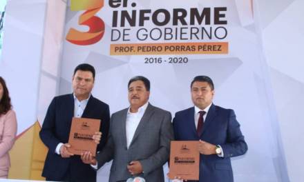 Alcalde de Tezontepec de Aldama entregó su tercer Informe de Gobierno