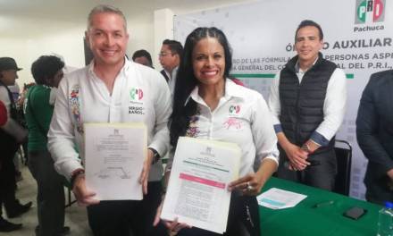 Sergio Baños y Adriana Flores presentan planilla de unidad para PRI Pachuca