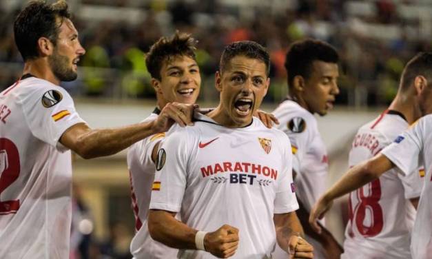 Chicharito anota gol de tiro libre en Europa League