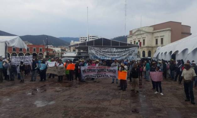 Simpatizantes de Charrez piden su liberación