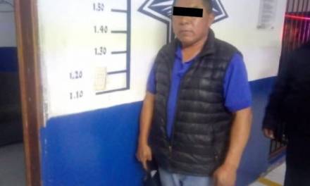 Policías de Pachuca detienen a persona armada tras riña en centro nocturno