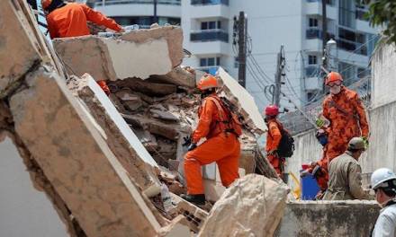 Al menos dos muertos dejó derrumbe de edificio en Fortaleza, Brasil