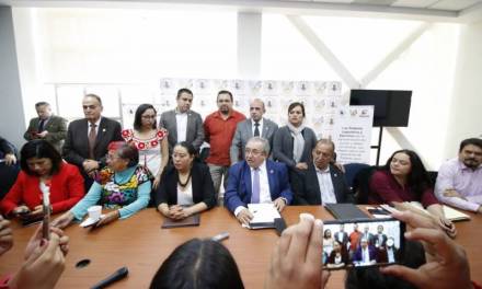 Niega Baptista acuerdo entre diputados para abandonar comparecencia de Simón Vargas