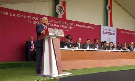 Amlo da banderazo a obras de aeropuerto de Santa Lucía; estará concluido en 2022