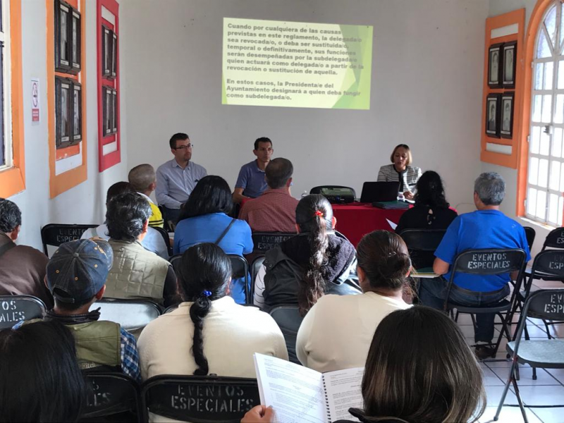 Presentan en Santiago Tulantepec nuevo reglamento de Delegados
