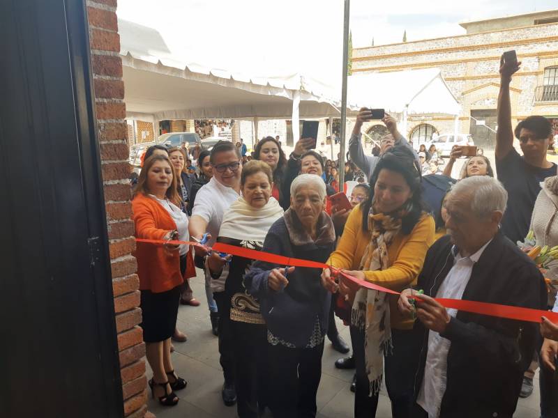 Ayuntamiento de Villa de Tezontepec reconoce a Abraham Reyes Orozco