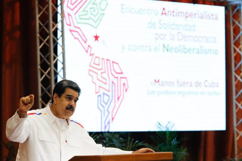 Niega Amlo liderar frente antineoliberal, como señala Maduro