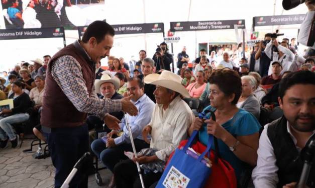 Atiende Fayad necesidades de la población de Jacala