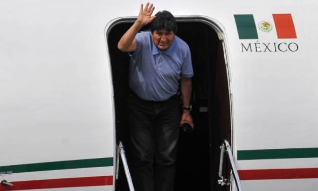 Me salvaron la vida, dice Evo Morales en su llegada a México