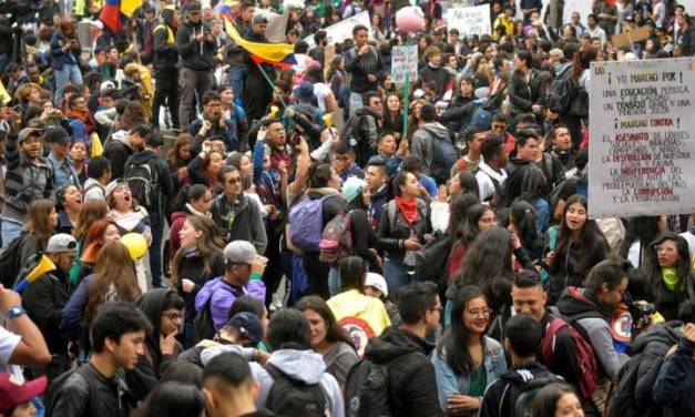 Miles marchan en Colombia contra Iván Duque; hay paro nacional
