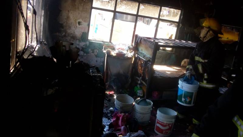 Se incendia una vivienda en Barrio La Palma; un perro murió