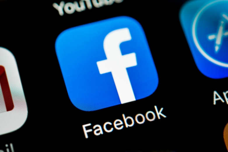Vuelven a caer Facebook e Instagram