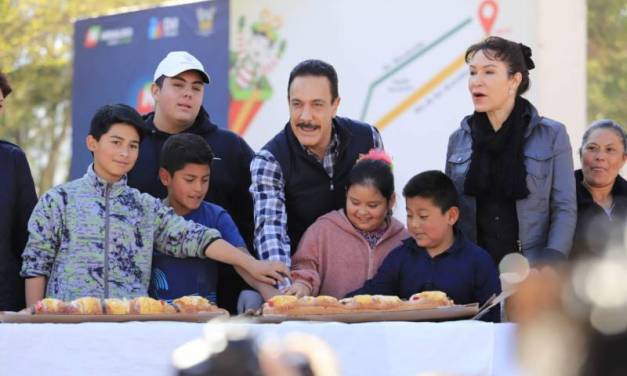 7 mil personas asistieron a la tradicional partida de rosca de Reyes
