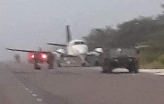 Enfrentamiento tras aterrizaje de avioneta en Quintana Roo deja una persona muerta