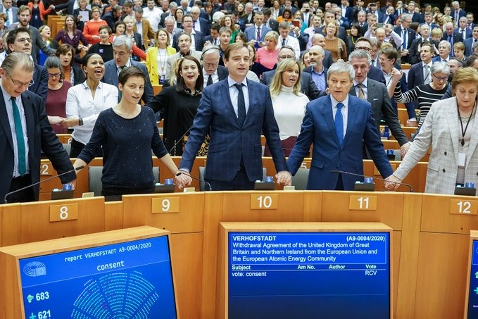 Parlamento Europeo aprueba acuerdo del Brexit