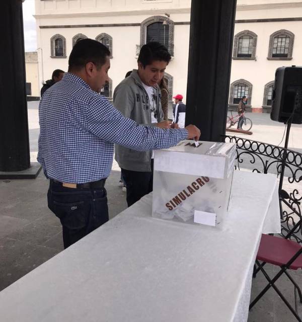 Población acepta cambio de circulación vial en Zapotlán de Juárez
