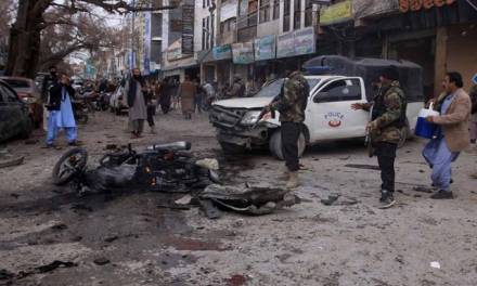 Ataque suicida en Pakistán deja 8 muertos