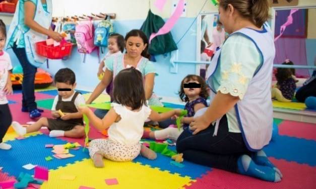 Docente de preescolar es acusada de malos tratos