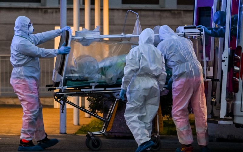 Italia supera a China, como el país con mayor número de muertes por coronavirus