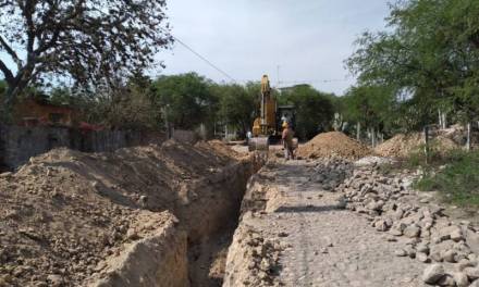 Obras Públicas inicia obras en Alfajayucan