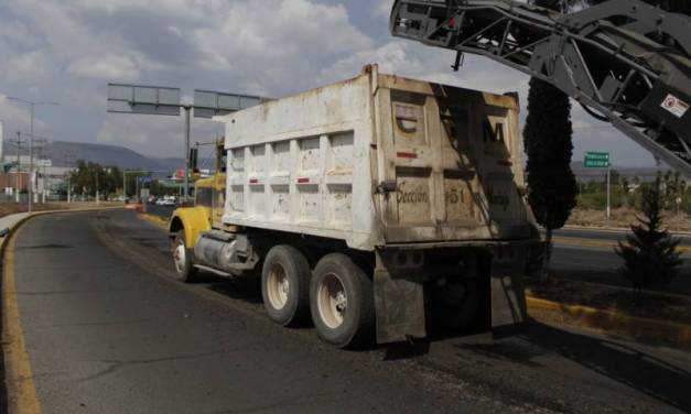 Continúa con el programa de Conservación de la Red Carretera Estatal