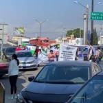 Personal del IMSS Tulancingo bloquea carretera, demandan insumos
