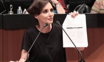 Senadora Lilly Téllez anunció que deja bancada de Morena