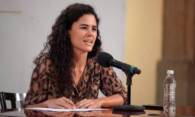 Tunden en redes sociales a la secretaria del Trabajo, Luisa Alcalde