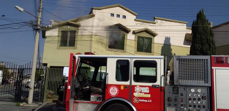Incendio afecta habitación de una vivienda en Mineral de la Reforma