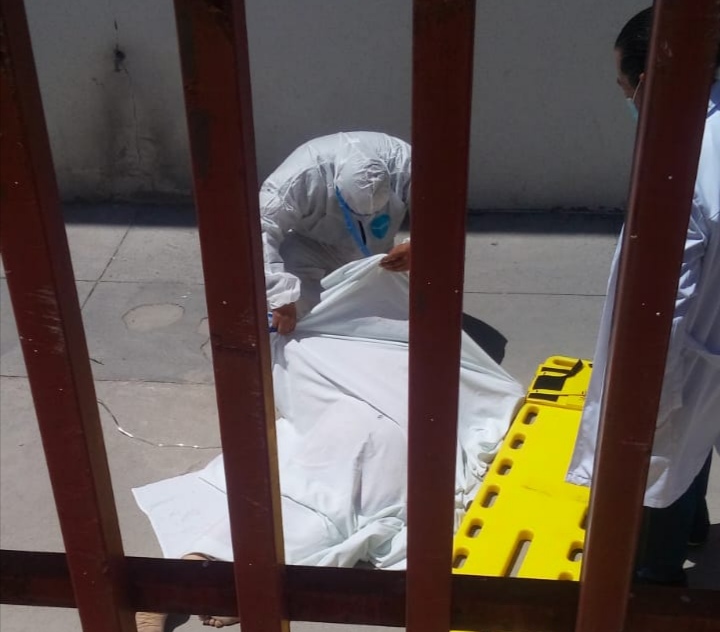 Hombre con COVID-19 se arrojó del tercer piso de Hospital de Tula; murió