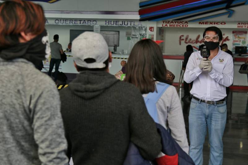 Reduce afluencia de pasajeros 75 % en Central de Autobuses de Pachuca