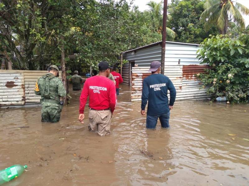 Activan plan Tajín en Veracruz por desbordamiento de río Aguadulcita
