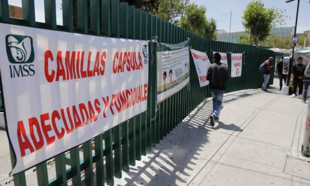 Camilleros de clínica 1 del IMSS piden protección, capacitación y sanitización