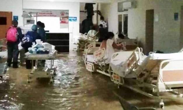 Provoca huracán Hanna inundación en hospital de Reynosa