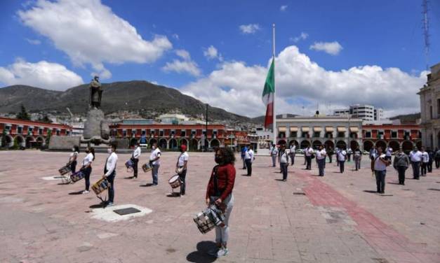 Atiende Gobierno peticiones de instructores de bandas de guerra