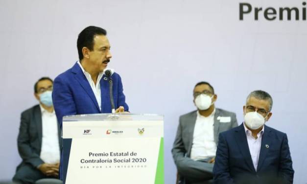 Entrega Omar Fayad el Premio Estatal de Contraloría Social 2020