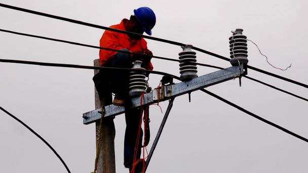 Diputados aprueban reforma a Ley de la Industria Eléctrica
