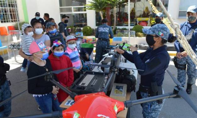 Policía Estatal entrega lote de material reciclado para tratamientos de niños con cáncer