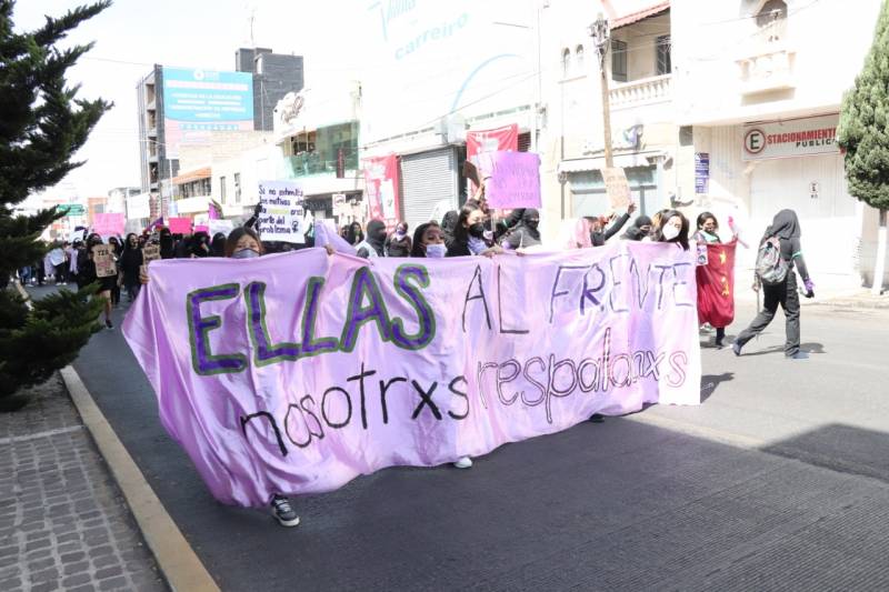 Hidalgo se vistió de morado para proclamar igualdad entre géneros