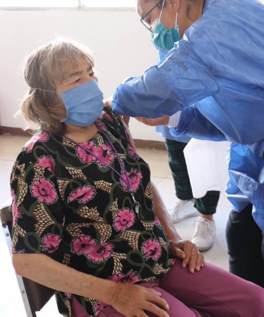 Habilitarán cuatro centros de vacunación en Mineral de la Reforma