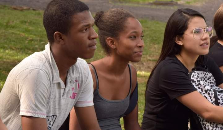 Estudiantes de una universidad de EU ofrecen en internet a sus compañero afroamericanos como esclavos