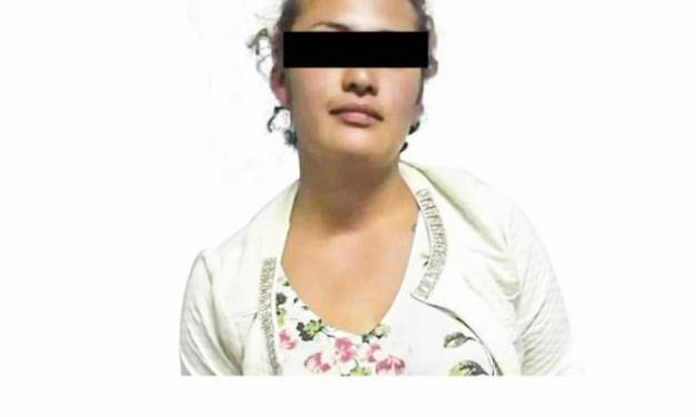 Detienen a mujer con posesión de probable droga, en  Progreso