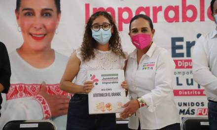 Sella Erika Rodríguez pacto en favor de la juventud