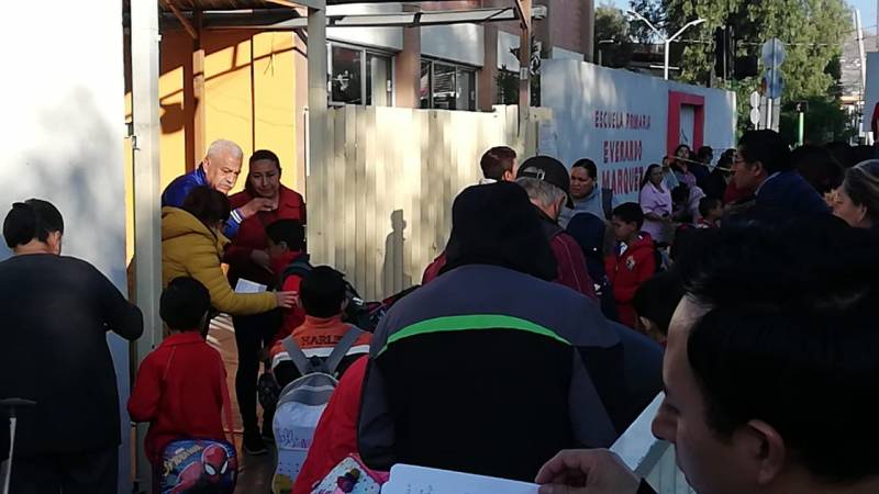 Avalan padres de familia regreso a clases en Hidalgo